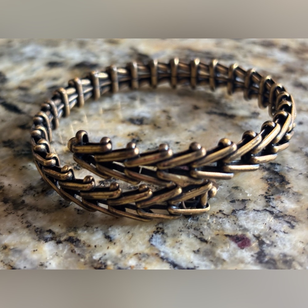 Vintage Alex and Ani Gypsy 66 Bracelet Rafaelian Gold Finish